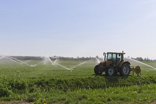 Pourquoi le CACES Tracteur est-il indispensable pour votre carrière agricole ?