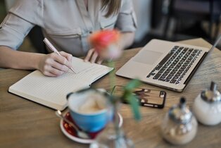 Comment le concept d’EEAT SEO peut-il transformer votre stratégie de contenu ?