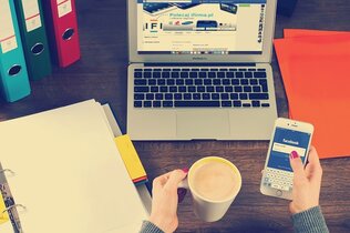 Combien gagne un social media manager ?