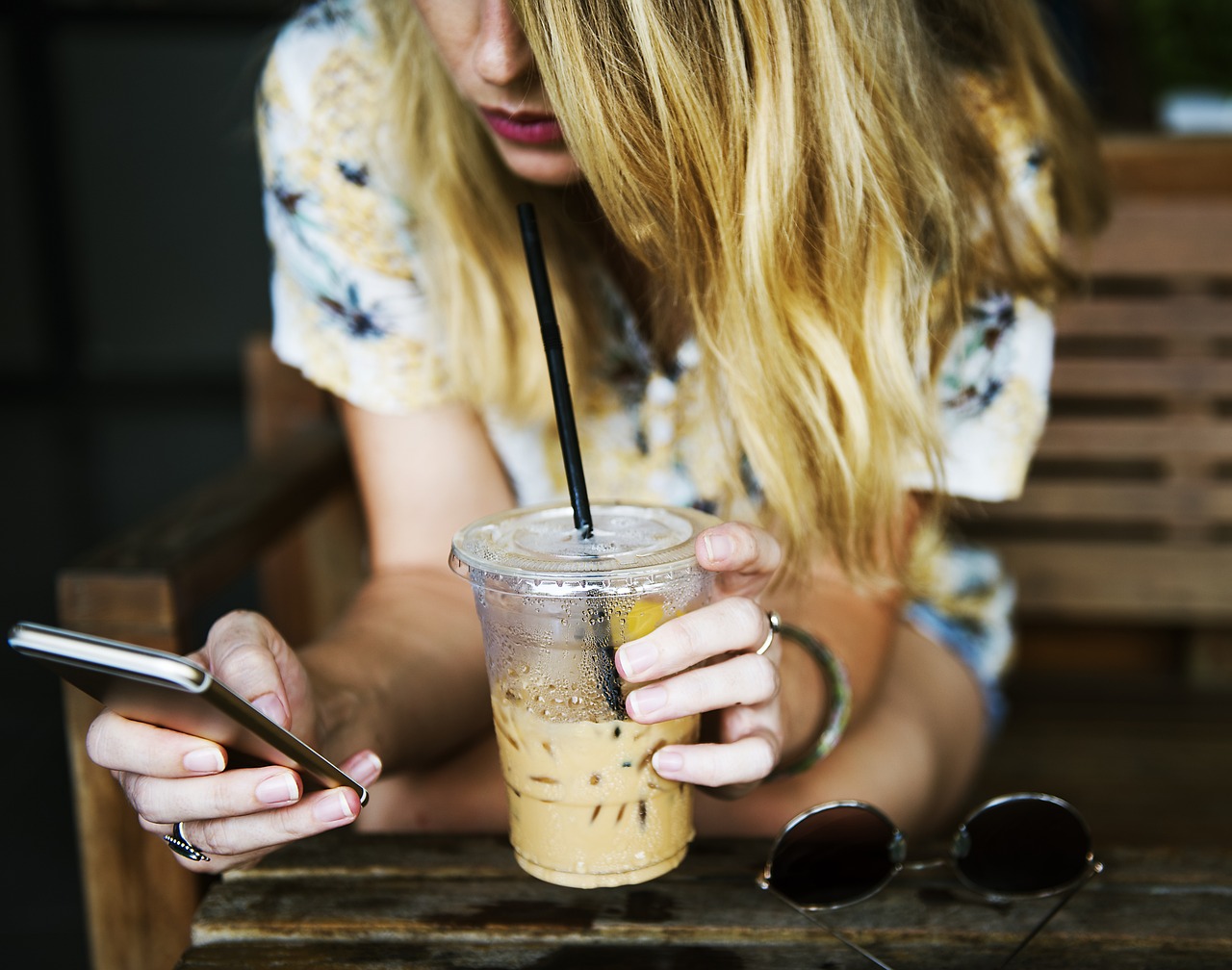 découvrez l'importance de la communication efficace dans notre société moderne. apprenez des techniques pour améliorer vos compétences interpersonnelles et transformer vos échanges quotidiens.