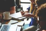 découvrez comment optimiser vos alliances commerciales pour stimuler la croissance et l'innovation. explorez les stratégies efficaces pour établir des partenariats fructueux et durables dans le monde des affaires.
