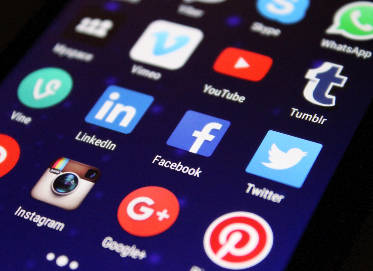 découvrez comment améliorer l'engagement social de votre communauté grâce à des stratégies efficaces, des conseils pratiques et des exemples inspirants pour stimuler l'interaction en ligne et hors ligne.